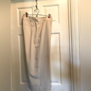 Like New Madison Capri Pants